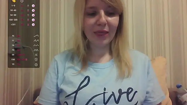 Snapshot of urbadkitty chatting on 10, 10, 2025 urbadkitty online show from 10, 10, 2025