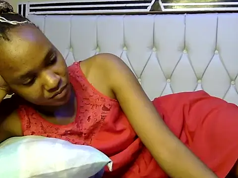 Snapshot of Jay_Vee chatting on 14, 11, 2025 Jay Vee online show from 14, 11, 2025