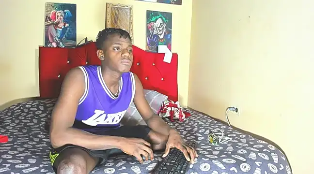 Snapshot of blackWhite_hot chatting on 4, 2, 2025 blackWhite hot online show from 4, 2, 2025