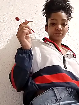 Laanegraofficial  online show from 5, 1, 2025