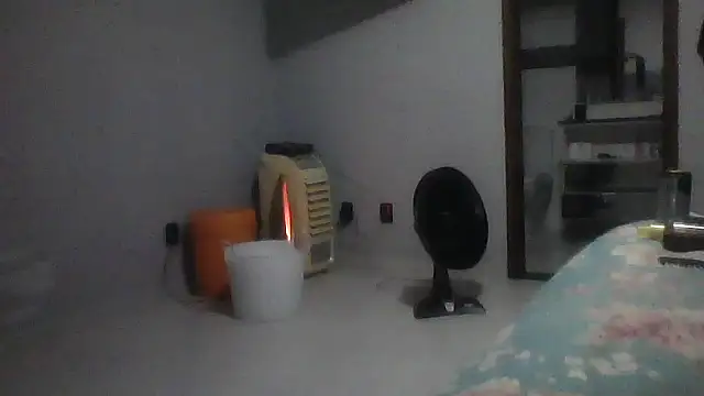 Sarahmonesexy online show from 28, 10, 2025