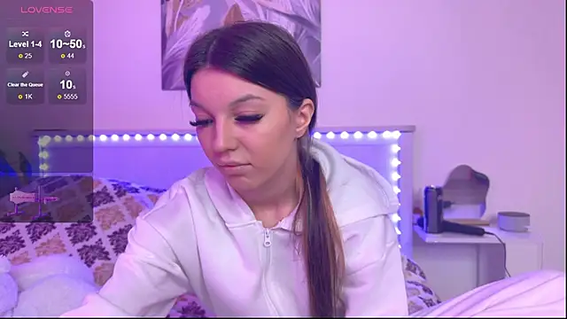 Snapshot of Veronica_leal chatting on 30, 9, 2025 Veronica leal online show from 30, 9, 2025