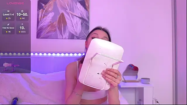 Snapshot of Veronica_leal chatting on 3, 10, 2025 Veronica leal online show from 3, 10, 2025