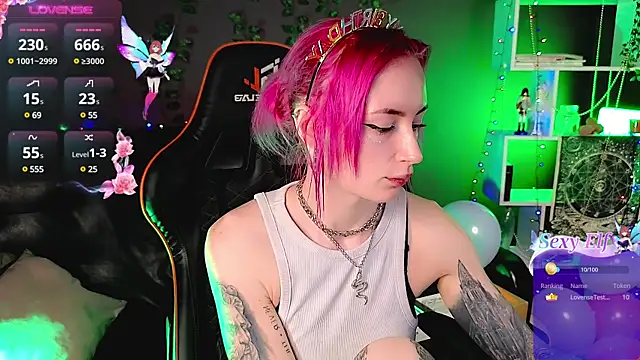  HelenCarter online show from 15, 1, 2025