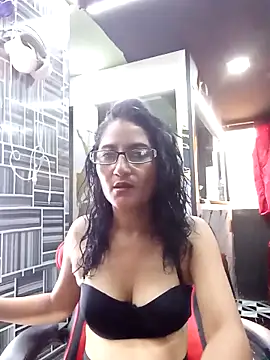 Snapshot of AdelinaMiran90 chatting on 17, 9, 2025 AdelinaMiran90 online show from 17, 9, 2025