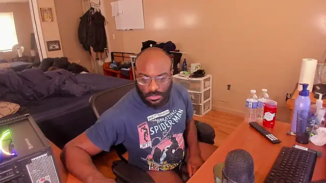Snapshot of MrChuckDailyXXX chatting on 2, 1, 2025 MrChuckDailyXXX online show from 2, 1, 2025