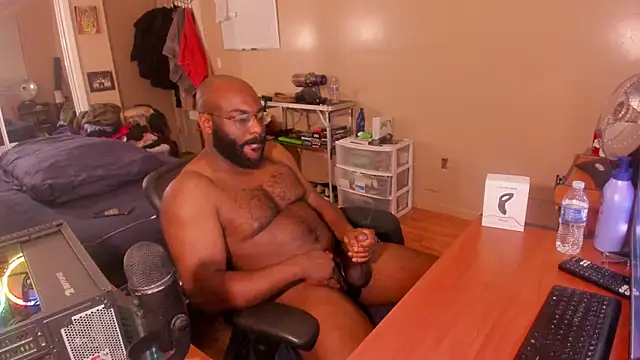 Snapshot of MrChuckDailyXXX chatting on 9, 1, 2025 MrChuckDailyXXX online show from 9, 1, 2025