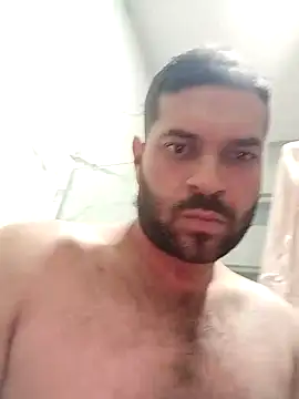 Snapshot of Rober2230 chatting on 11, 1, 2025 Rober2230 online show from 11, 1, 2025