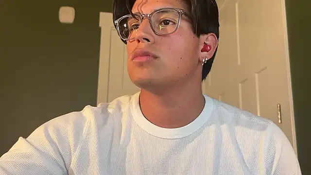 Snapshot of carlosjose232730 chatting on 3, 12, 2025 carlosjose232730 online show from 3, 12, 2025