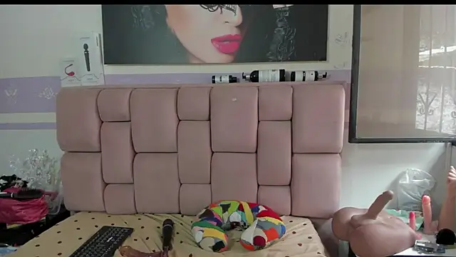 RoxetteMature online show from 8, 3, 2025