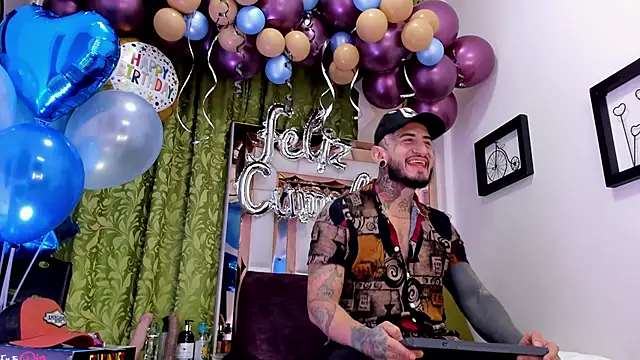 dilan scootk  online show from 1, 2, 2025