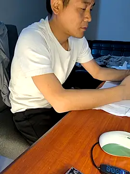 Snapshot of kisstoyousoon2024 chatting on 12, 9, 2025 kisstoyousoon2024 online show from 12, 9, 2025