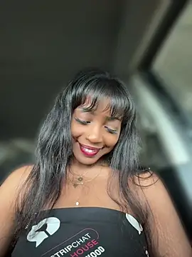 Snapshot of Blazerina chatting on 12, 4, 2026 Blazerina online show from 12, 4, 2026