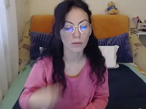 Emmatoo online show from 1, 12, 2025