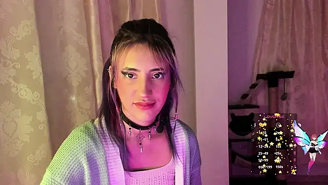 Snapshot of linnie_ chatting on 11, 12, 2024 linnie online show from 11, 12, 2024