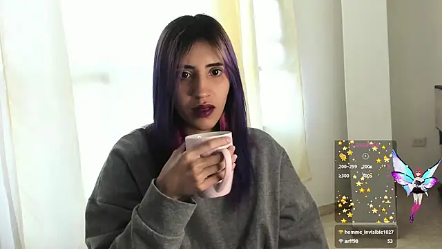 Snapshot of linnie_ chatting on 12, 12, 2024 linnie online show from 12, 12, 2024