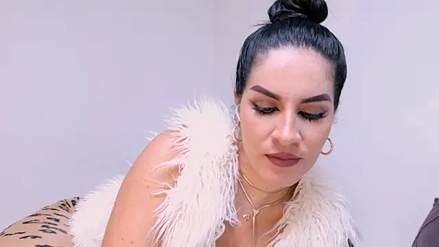 Pamela Rosal online show from 2, 12, 2025