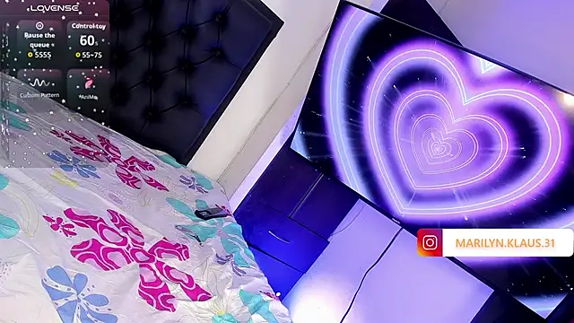 Snapshot of Maryonthemoon chatting on 20, 9, 2025 Maryonthemoon online show from 20, 9, 2025