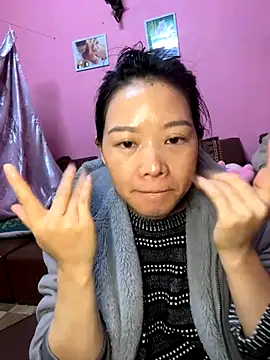 Snapshot of Hellen_111 chatting on 6, 12, 2024 Hellen 111 online show from 6, 12, 2024