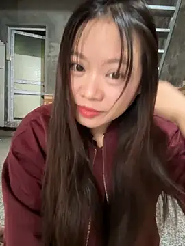 Snapshot of Hellen_111 chatting on 8, 10, 2025 Hellen 111 online show from 8, 10, 2025