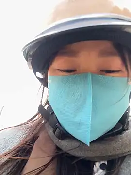 Snapshot of Hellen_111 chatting on 3, 12, 2025 Hellen 111 online show from 3, 12, 2025