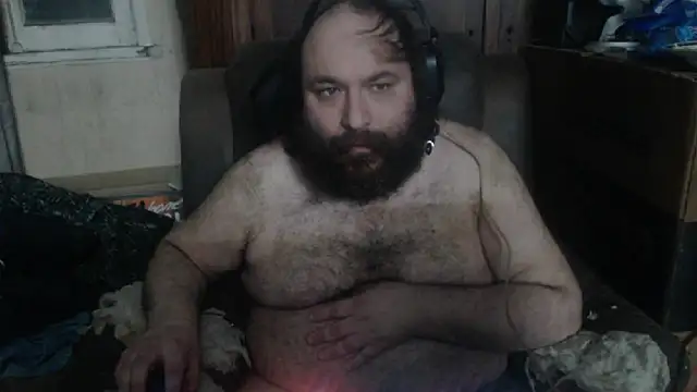 Snapshot of hairyhulk chatting on 2, 1, 2025 hairyhulk online show from 2, 1, 2025