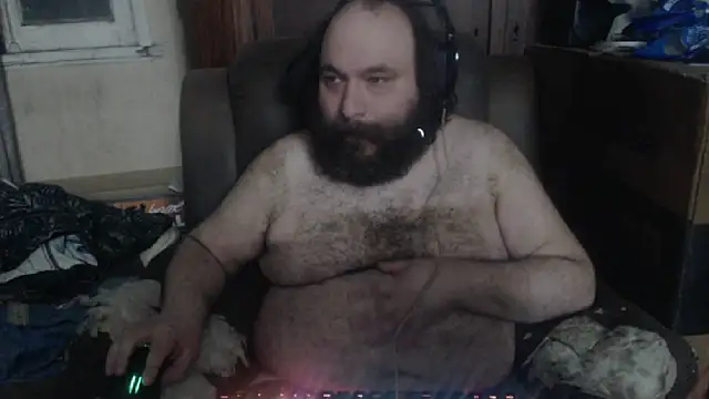 Snapshot of hairyhulk chatting on 3, 1, 2025 hairyhulk online show from 3, 1, 2025