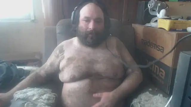 Snapshot of hairyhulk chatting on 10, 10, 2025 hairyhulk online show from 10, 10, 2025