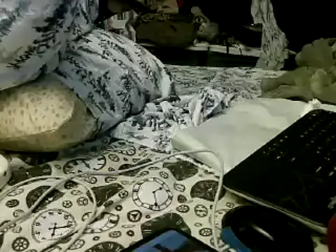 WHITEDAROSE online show from 3, 2, 2025