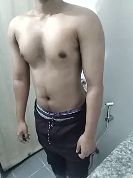 hottboy 39 online show from 13, 3, 2026