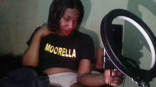 Snapshot of Moorella1 chatting on 24, 9, 2025 Moorella1 online show from 24, 9, 2025