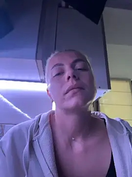 Snapshot of tanyagrey chatting on 29, 5, 2026 tanyagrey online show from 29, 5, 2026