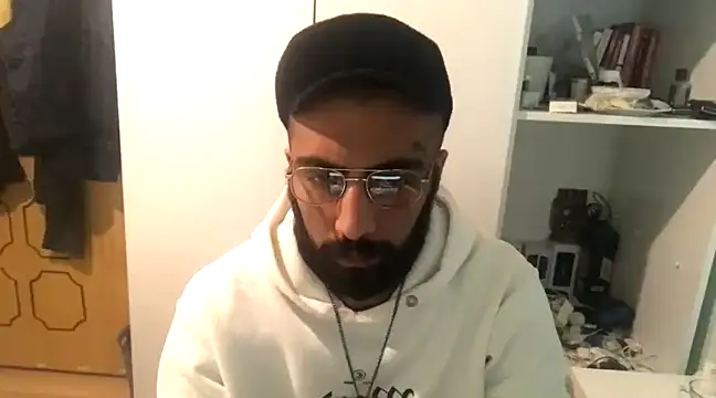 Snapshot of MasterKARATASSAKK chatting on 1, 3, 2025 MasterKARATASSAKK online show from 1, 3, 2025