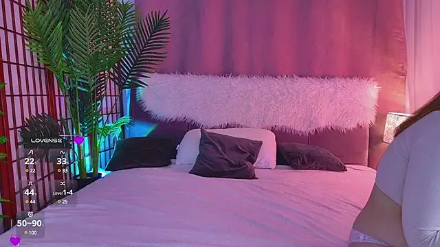 Snapshot of Mia__Peach chatting on 15, 1, 2025 Mia Peach online show from 15, 1, 2025