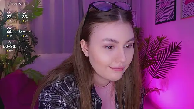 Snapshot of Mia__Peach chatting on 27, 2, 2025 Mia Peach online show from 27, 2, 2025