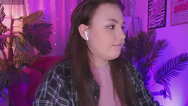 Snapshot of Mia__Peach chatting on 18, 3, 2025 Mia Peach online show from 18, 3, 2025