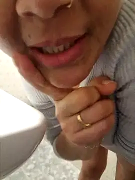 lamorbosa37 online show from 18, 2, 2026