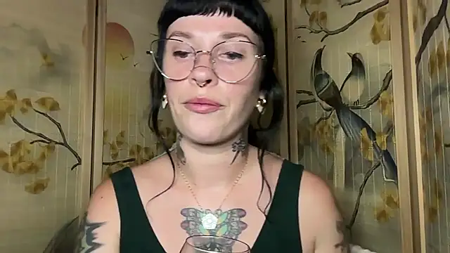 Snapshot of Marcelinegoddess chatting on 24, 7, 2026 Marcelinegoddess online show from 24, 7, 2026