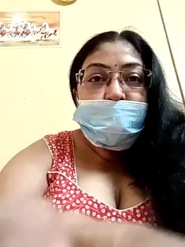 LAVERNIYA  online show from 8, 12, 2024