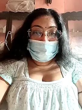 LAVERNIYA  online show from 11, 1, 2025