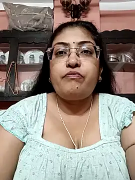 LAVERNIYA  online show from 13, 2, 2025