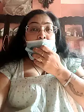 LAVERNIYA  online show from 14, 2, 2025