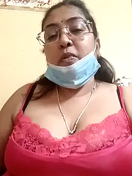 LAVERNIYA  online show from 15, 2, 2025