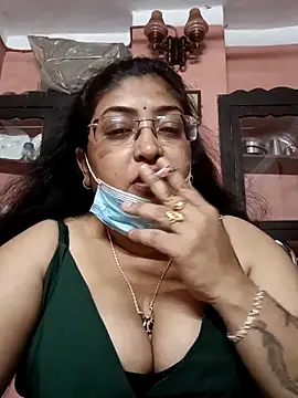 LAVERNIYA  online show from 11, 3, 2025