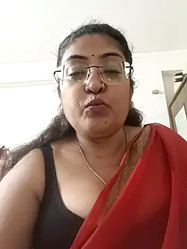 LAVERNIYA  online show from 11, 9, 2025