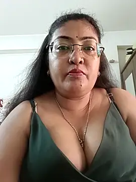 LAVERNIYA  online show from 13, 9, 2025