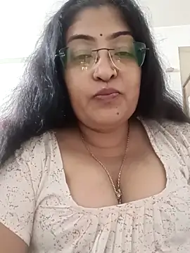 LAVERNIYA  online show from 14, 9, 2025