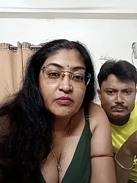 LAVERNIYA  online show from 18, 9, 2025