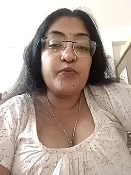 LAVERNIYA  online show from 7, 11, 2025