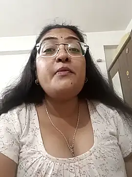 LAVERNIYA  online show from 17, 11, 2025